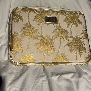 COPY - Lilly Pulitzer ipad carry case or small laptop EUC